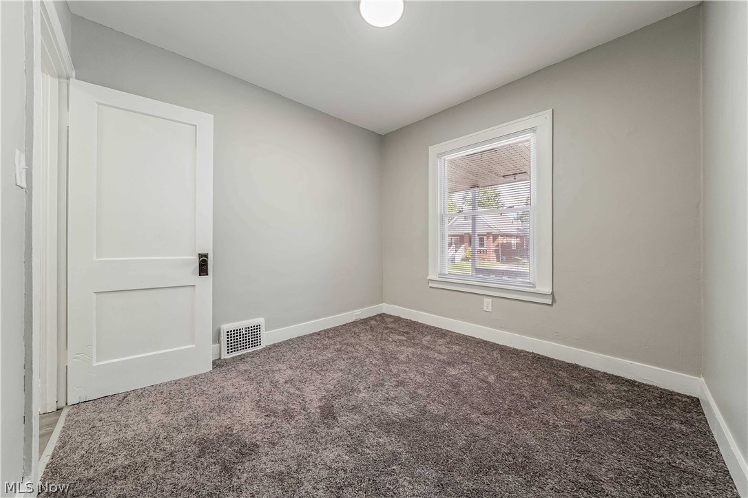 1462 E 173rd Street Cleveland OH 44110