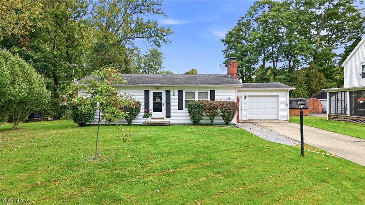 3251 Shadyside Drive Hubbard OH 44425