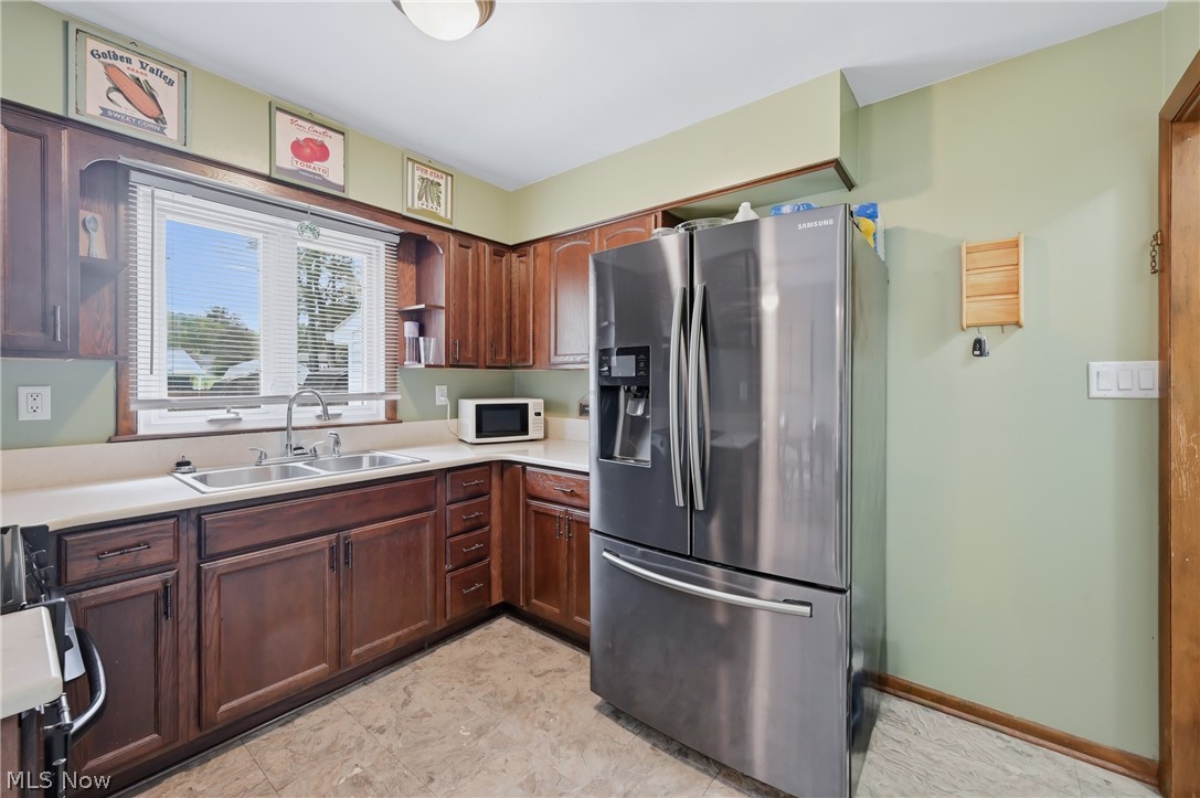 3251 Shadyside Drive Hubbard OH 44425