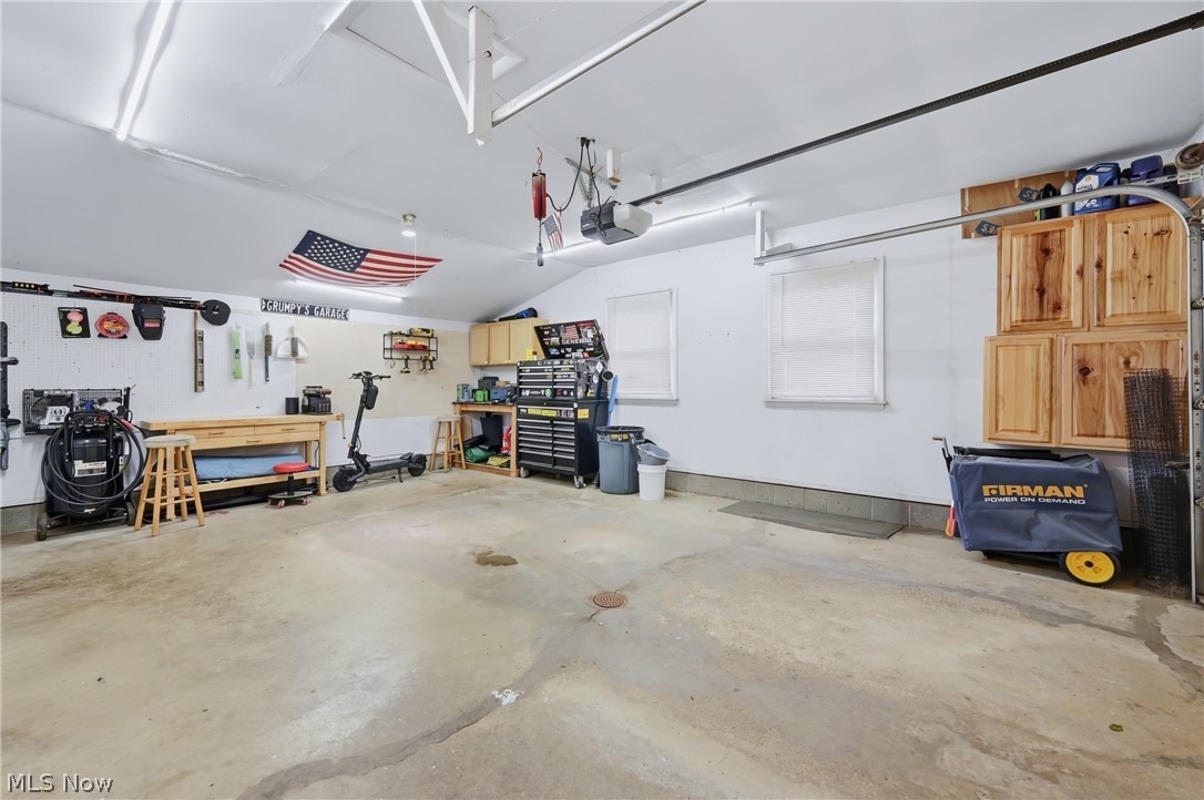 3251 Shadyside Drive Hubbard OH 44425