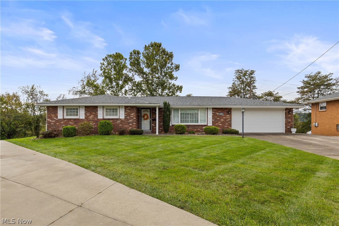 112 Benita Drive Mingo Junction OH 43938
