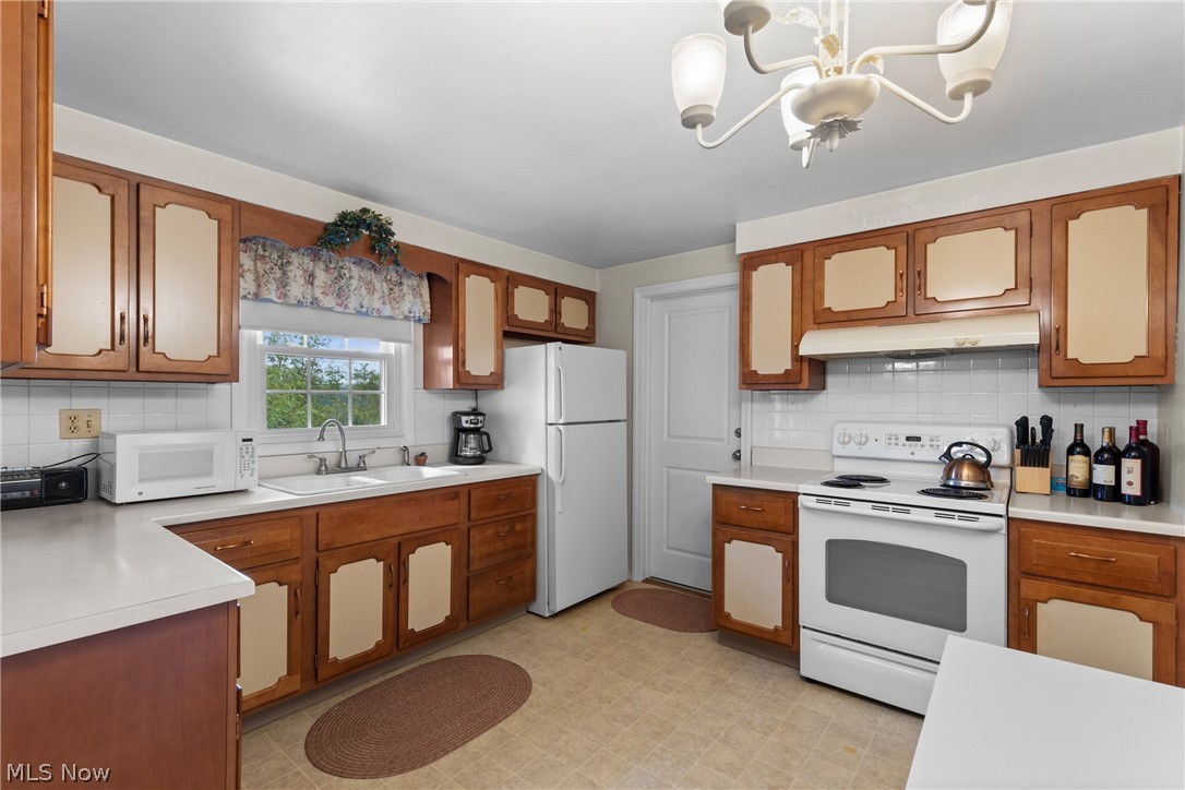 112 Benita Drive Mingo Junction OH 43938