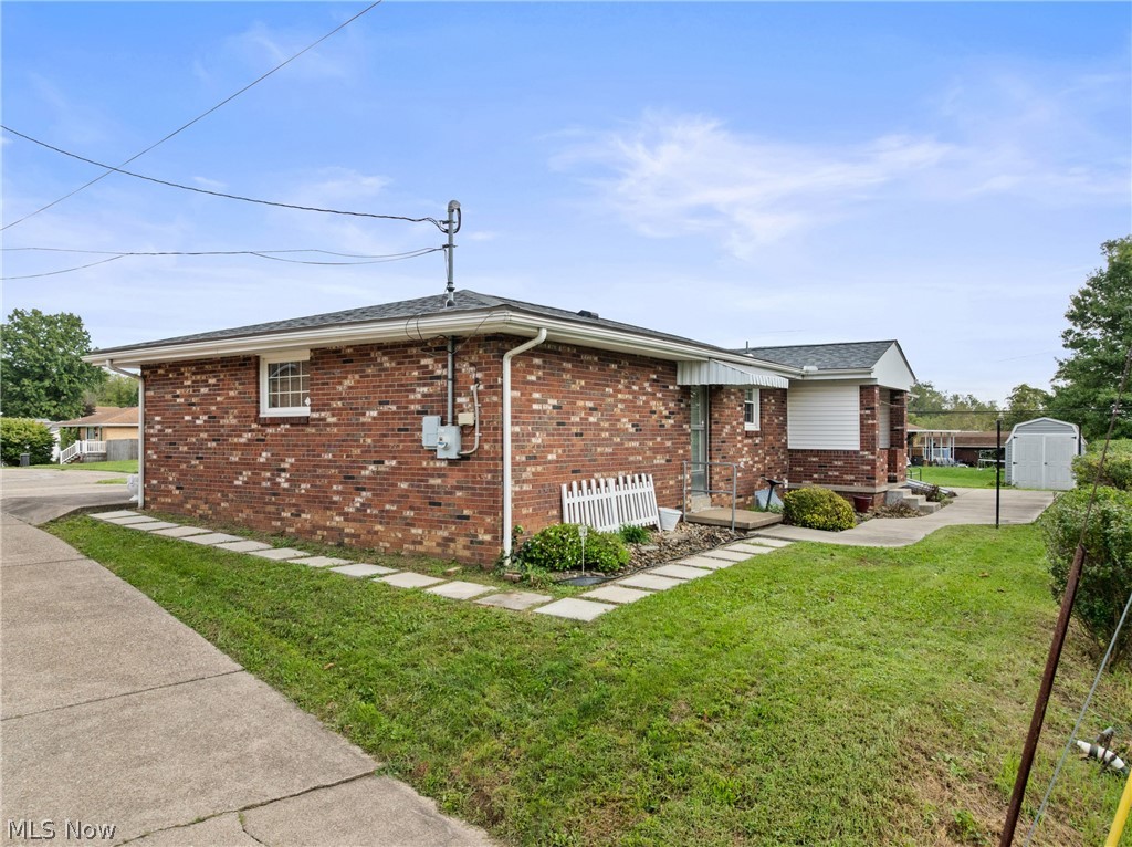 112 Benita Drive Mingo Junction OH 43938