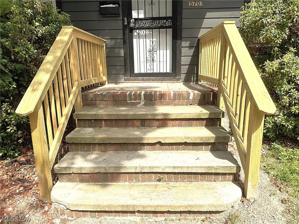 15703 Hazel Road East Cleveland OH 44112
