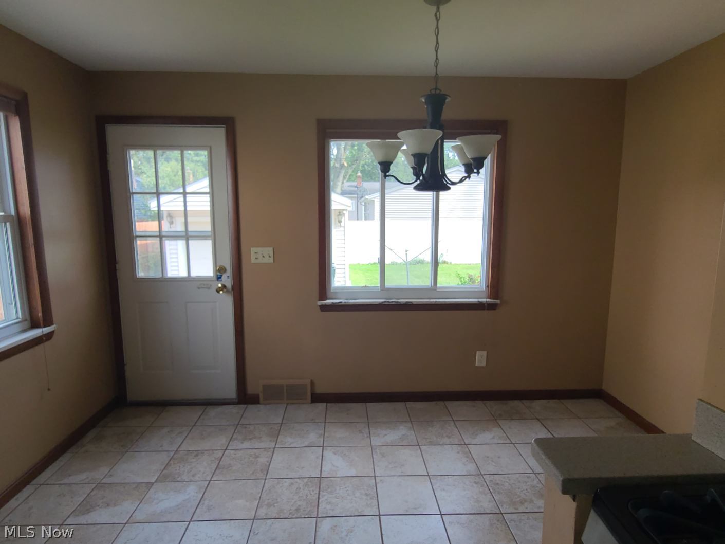 191 Inwood Boulevard Avon Lake OH 44012