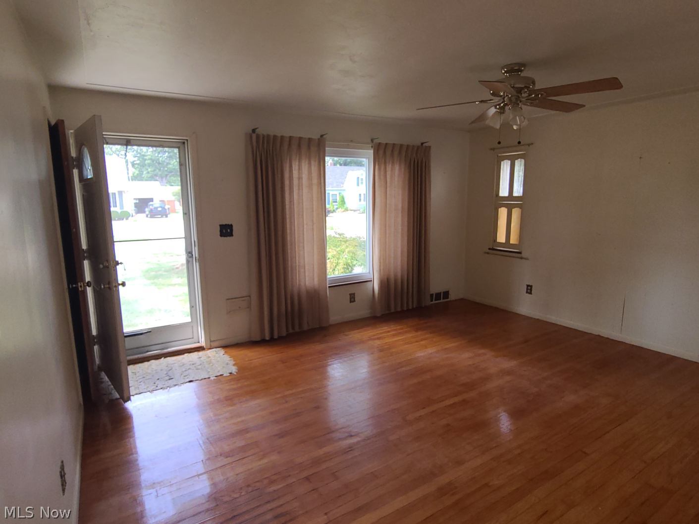 191 Inwood Boulevard Avon Lake OH 44012