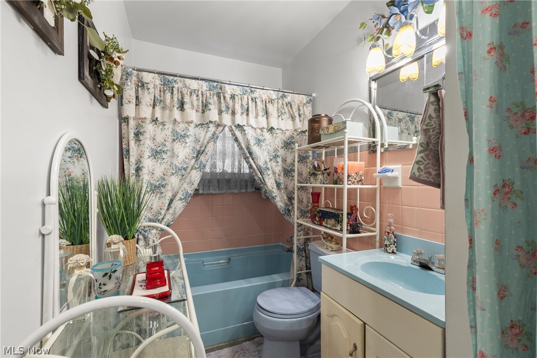 308 Penn Avenue Mingo Junction OH 43938