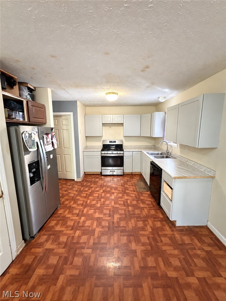 16809 Langly Avenue Cleveland OH 44128