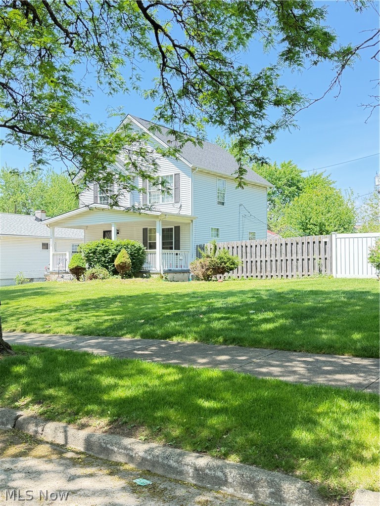 16809 Langly Avenue Cleveland OH 44128