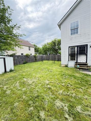 16809 Langly Avenue Cleveland OH 44128