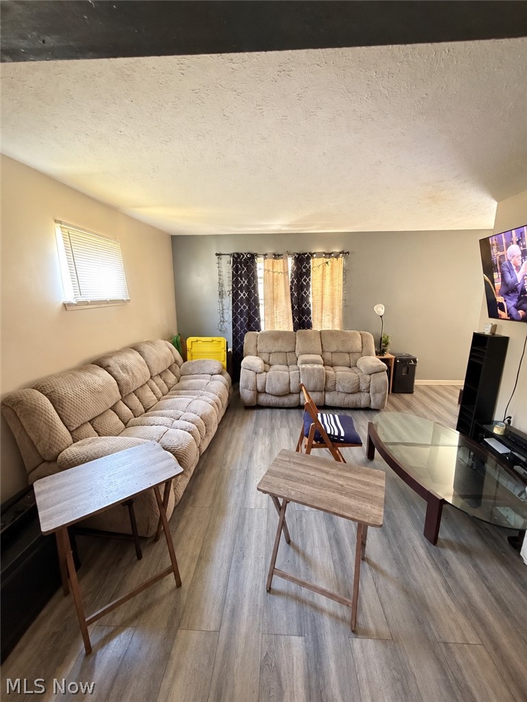 16809 Langly Avenue Cleveland OH 44128