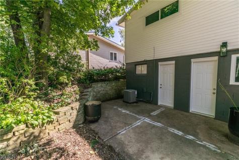 1291 Winhurst Drive Akron OH 44313