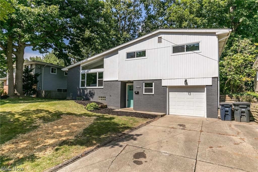1291 Winhurst Drive Akron OH 44313