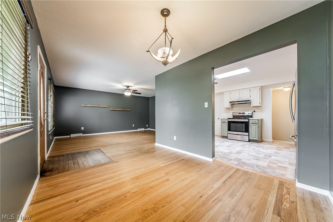 7012 Edgecliff Drive Parma OH 44134