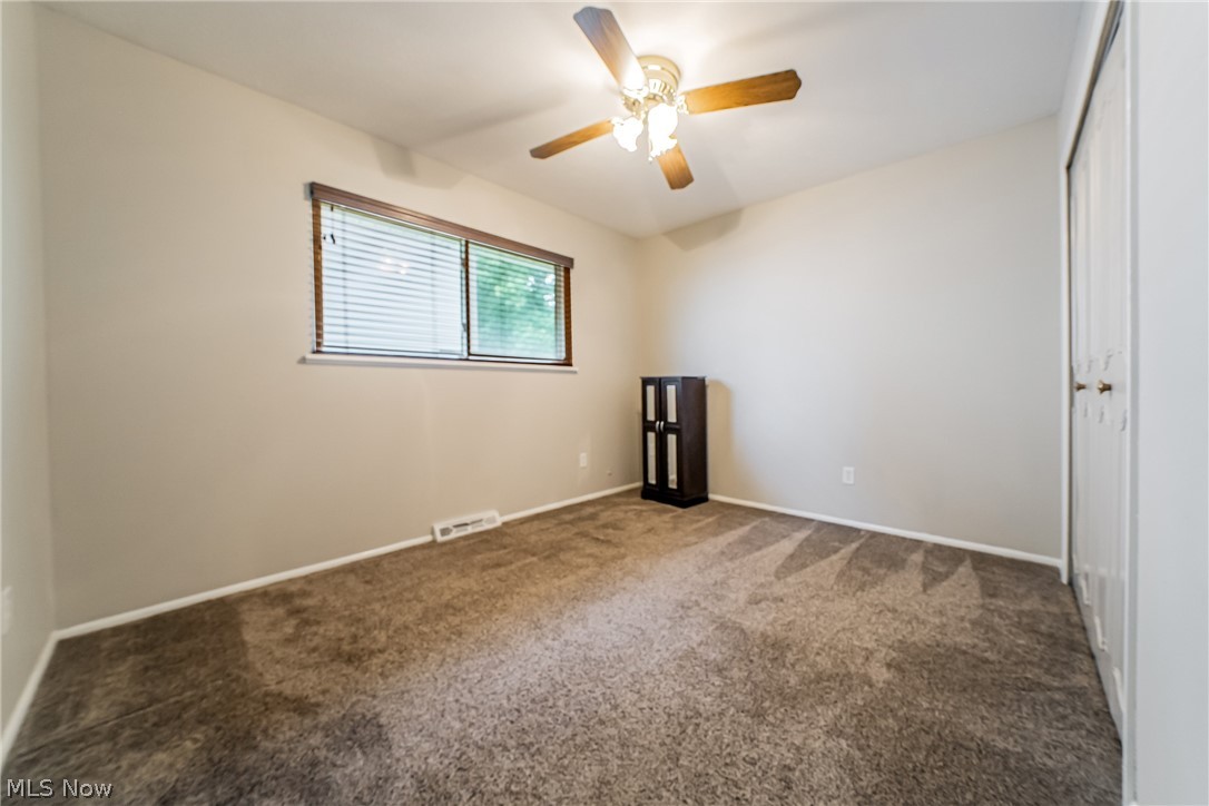 7012 Edgecliff Drive Parma OH 44134