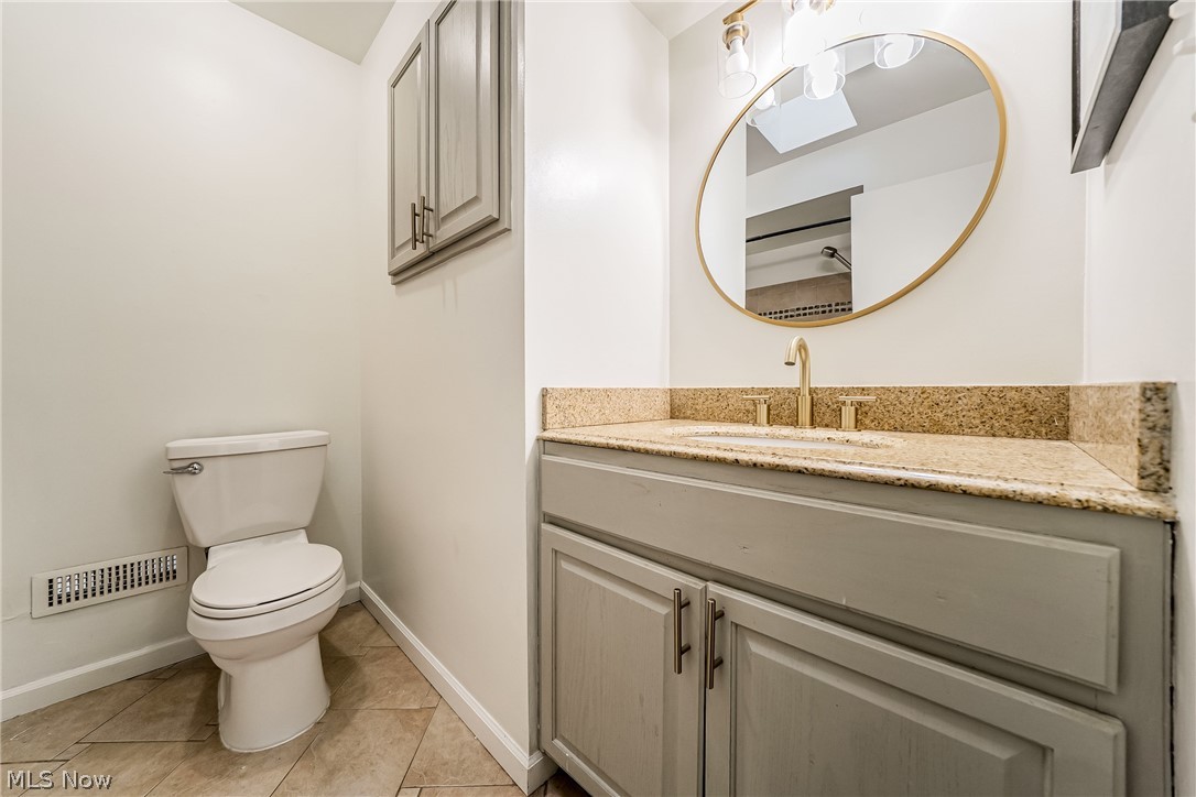 7012 Edgecliff Drive Parma OH 44134