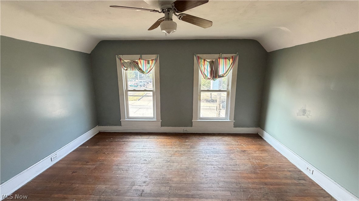 7425 Harvard Avenue Cleveland OH 44105