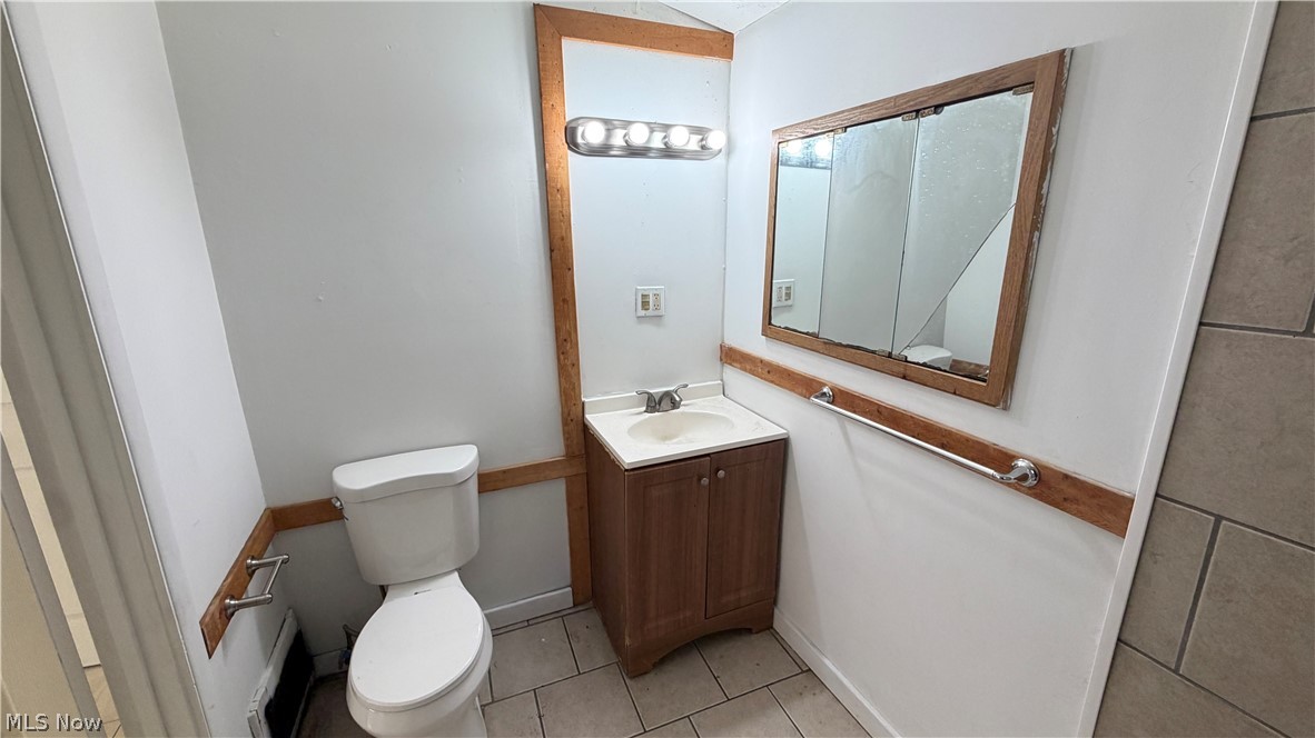 7425 Harvard Avenue Cleveland OH 44105