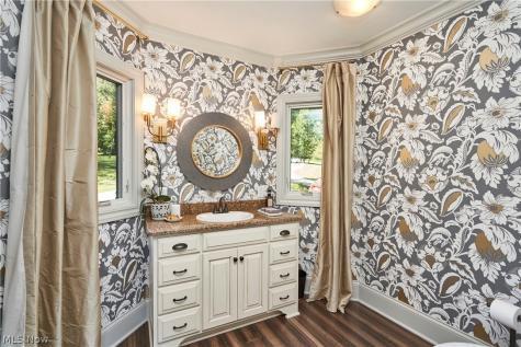 4576 Granger Road Akron OH 44333