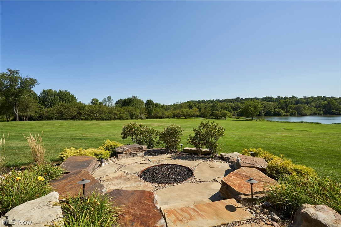 4576 Granger Road Akron OH 44333