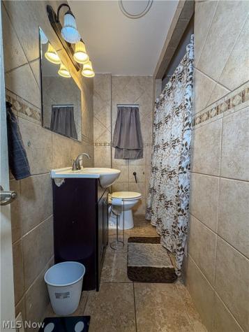 548 Cambridge Avenue Youngstown OH 44502