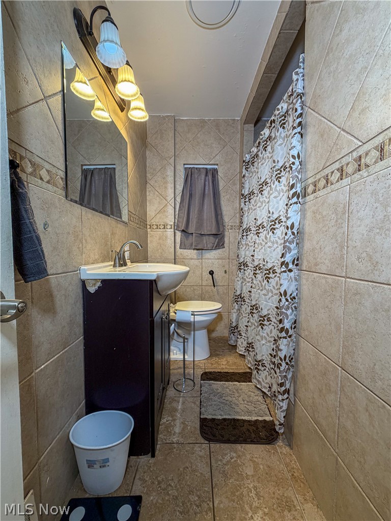 548 Cambridge Avenue Youngstown OH 44502