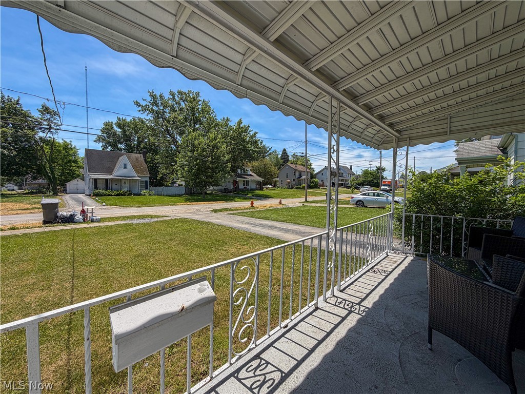 548 Cambridge Avenue Youngstown OH 44502