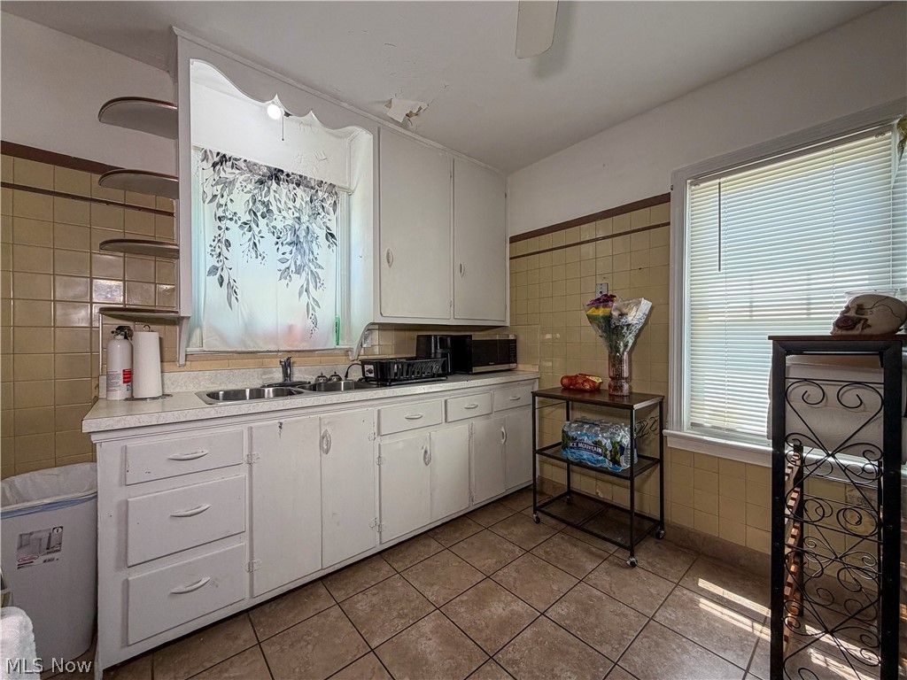 548 Cambridge Avenue Youngstown OH 44502