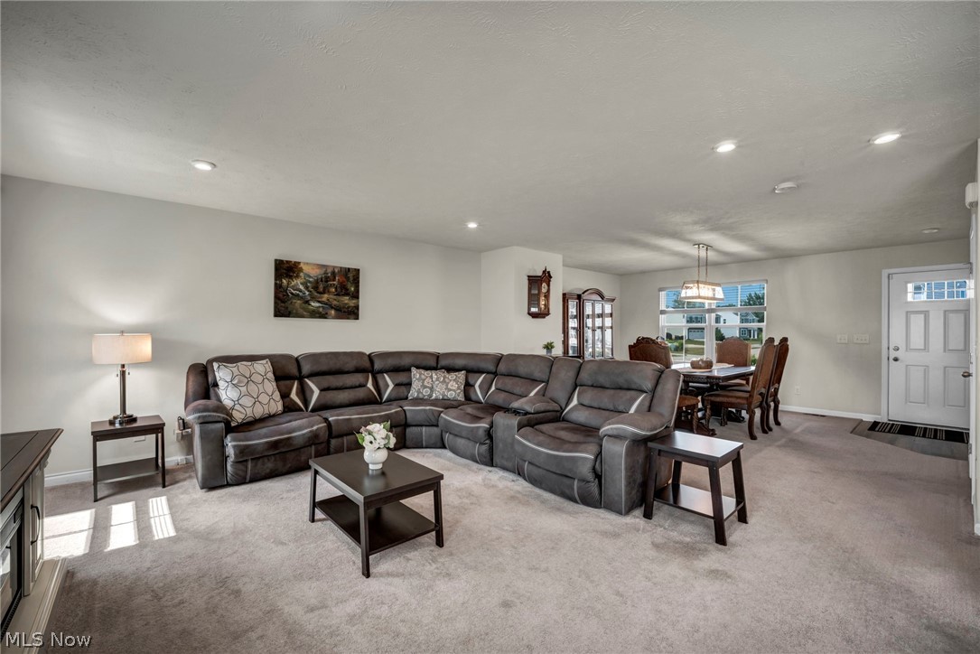 535 Cherrywood Lane Painesville OH 44077