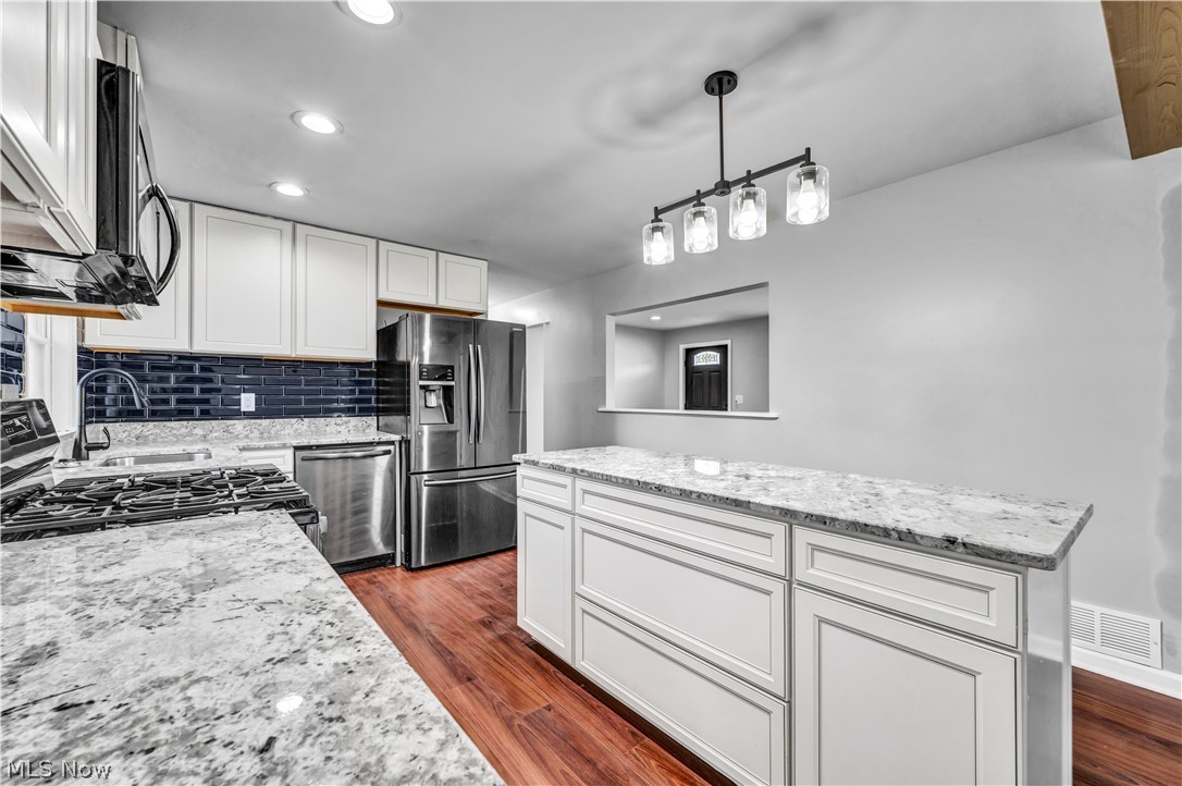 434 Woodridge Road Vermilion OH 44089