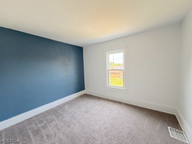450 Barnett Avenue Newcomerstown OH 43832