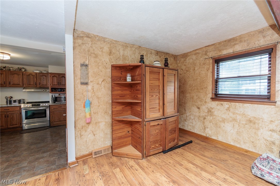 2774 W Royalton Road Broadview Heights OH 44147