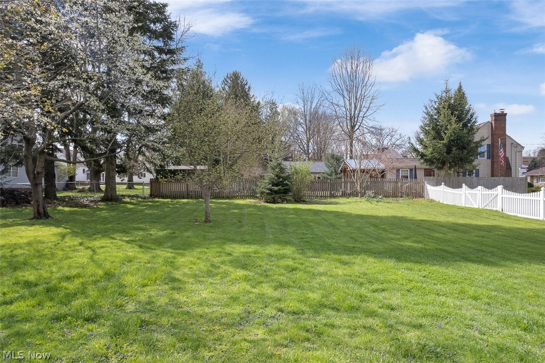 314 E Paradise Street Orrville OH 44667