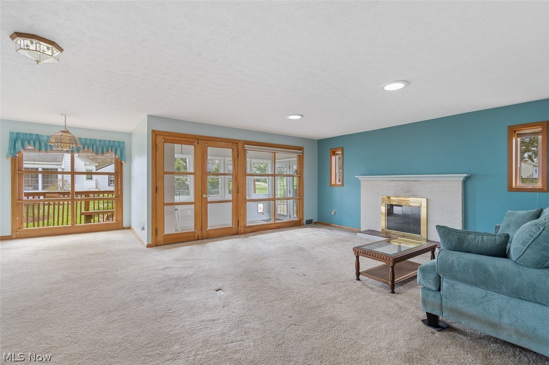 314 E Paradise Street Orrville OH 44667