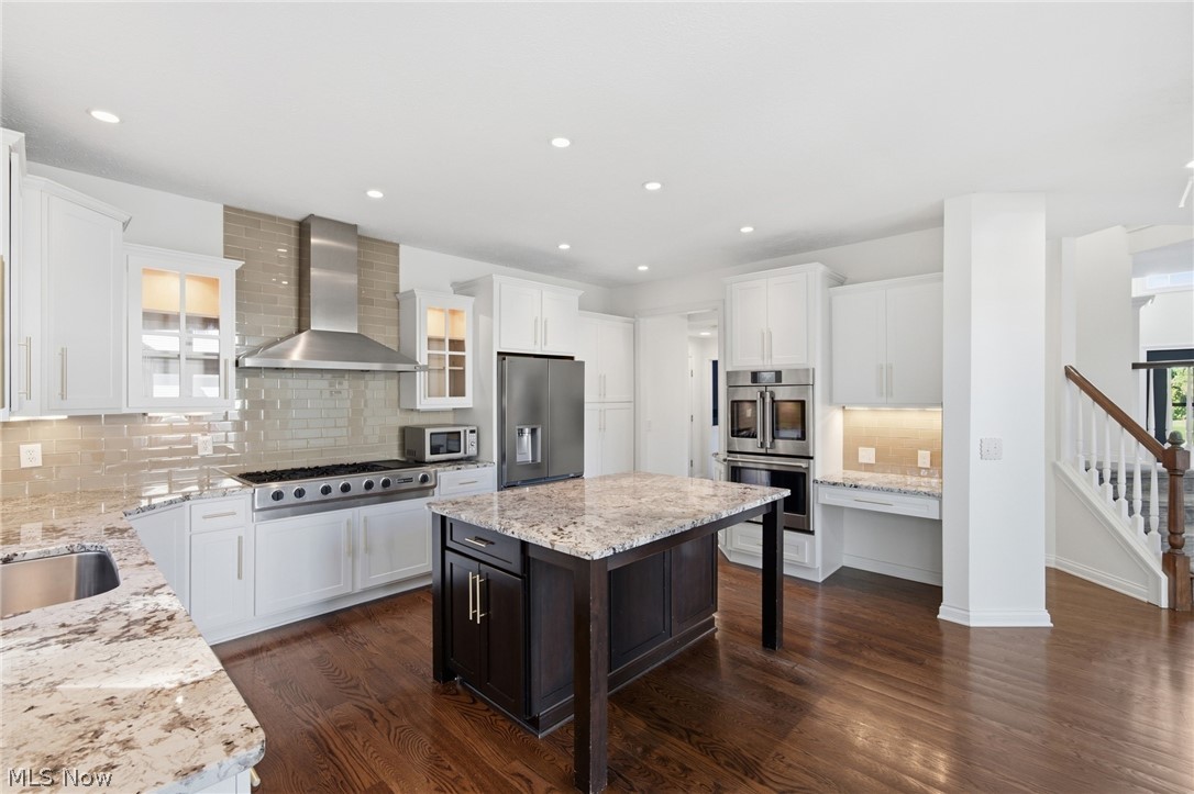 1351 Cobblestone Chase Westlake OH 44145