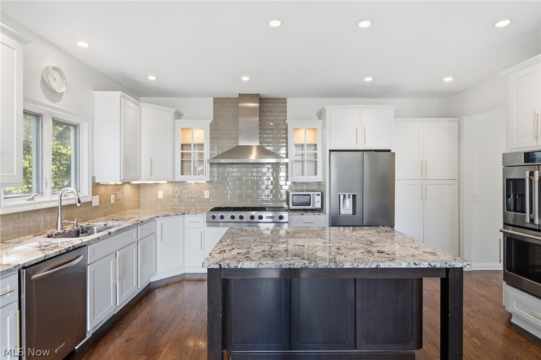 1351 Cobblestone Chase Westlake OH 44145