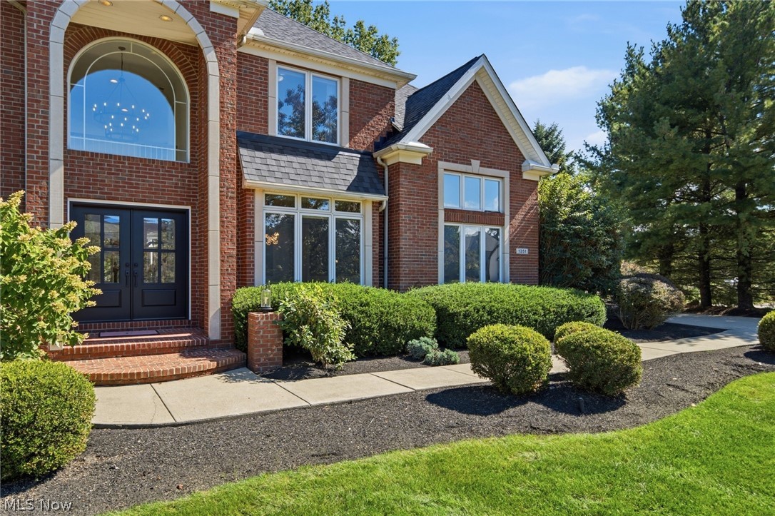1351 Cobblestone Chase Westlake OH 44145