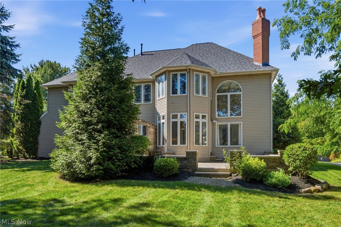 1351 Cobblestone Chase Westlake OH 44145