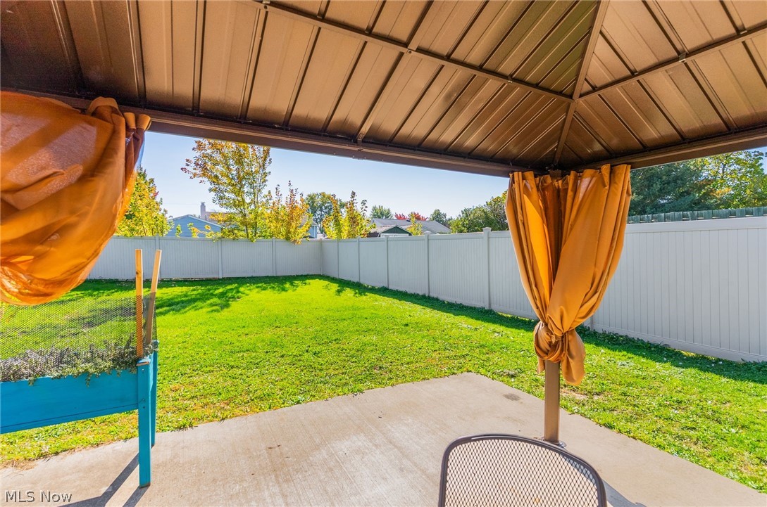 5601 London Drive Austintown OH 44515