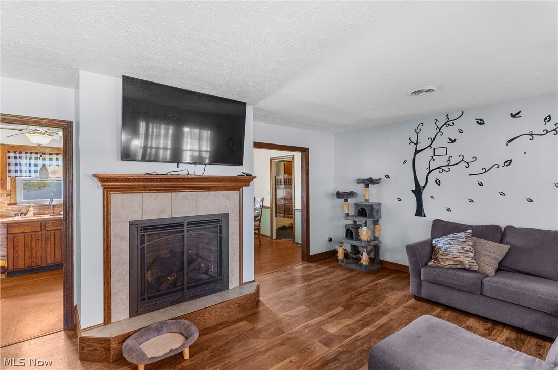 5601 London Drive Austintown OH 44515