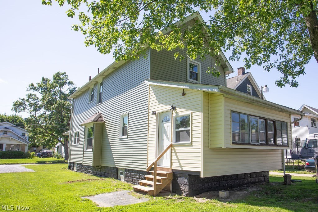 65 N Richview Avenue Youngstown OH 44509