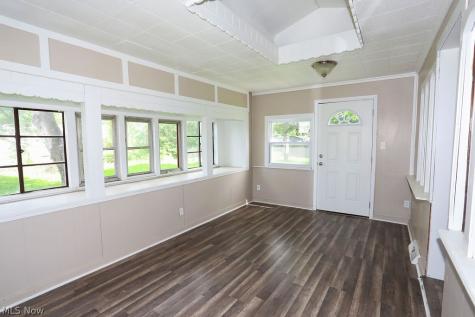 65 N Richview Avenue Youngstown OH 44509