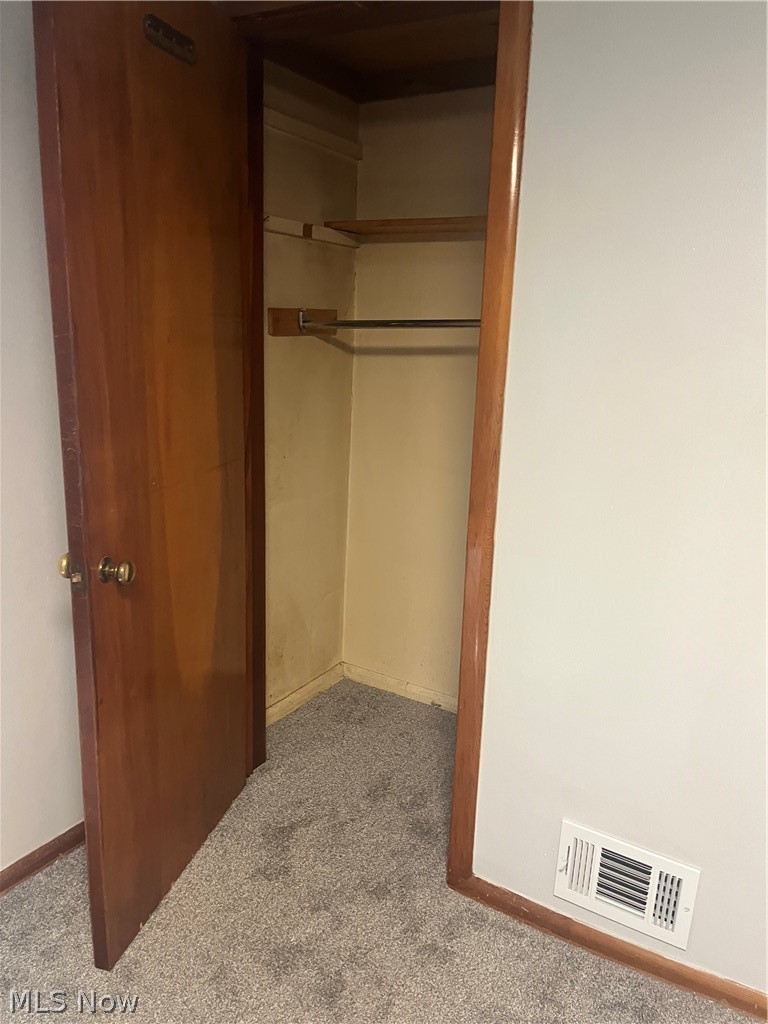 20 Sunny Acres Drive Wintersville OH 43953