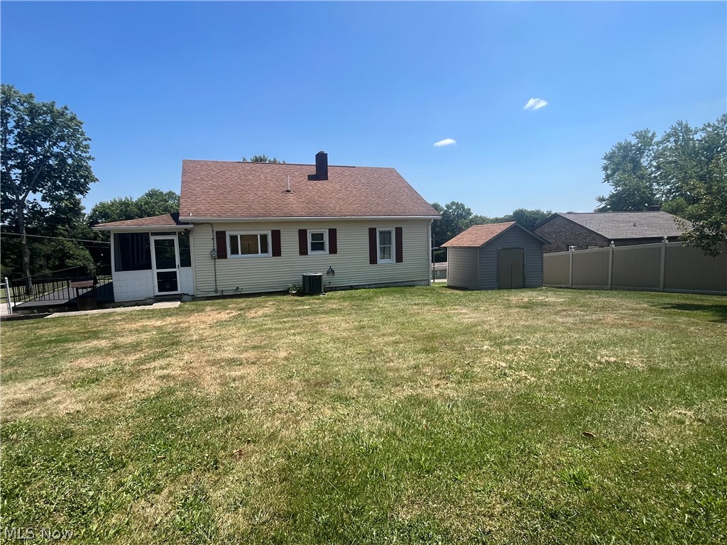 20 Sunny Acres Drive Wintersville OH 43953