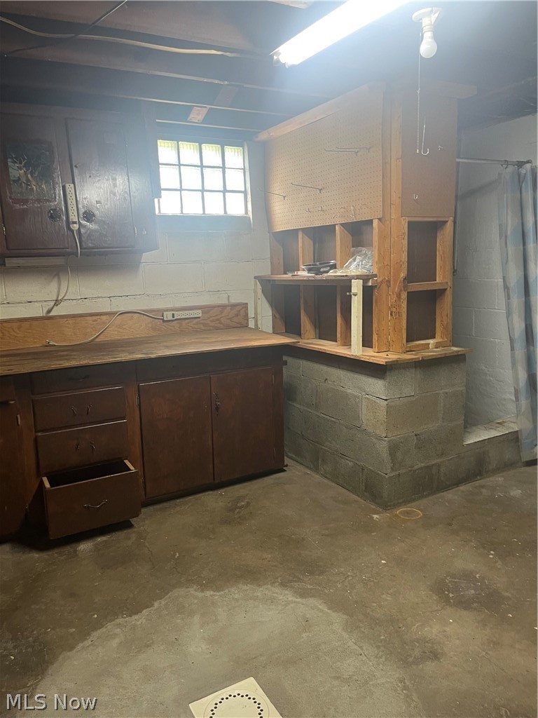 20 Sunny Acres Drive Wintersville OH 43953