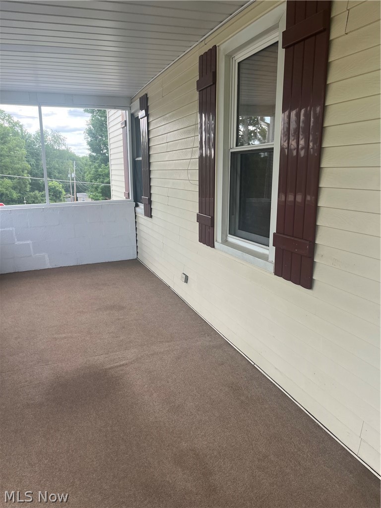 20 Sunny Acres Drive Wintersville OH 43953