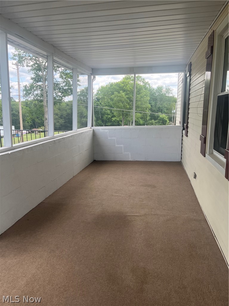 20 Sunny Acres Drive Wintersville OH 43953