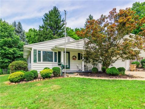 683 Taylor Avenue Cuyahoga Falls OH 44221
