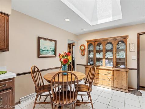 683 Taylor Avenue Cuyahoga Falls OH 44221