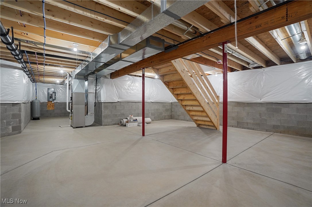 4133 State Route 225 Diamond OH 44412